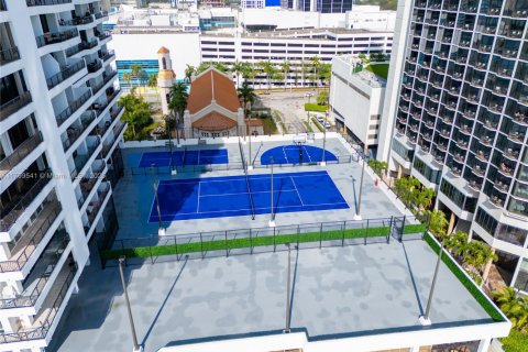 Condo in Miami, Florida  № 1713434 - photo 13