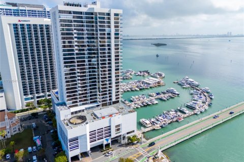 Condo in Miami, Florida  № 1713434 - photo 17