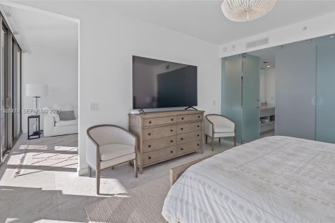 Снять в аренду кондоминиум в Майами, Флорида 3 спальни, 141.77м2, № 1987213 - фото 20