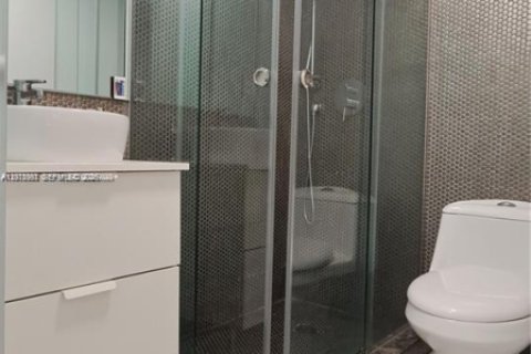 Copropriété à louer à Miami Beach, Floride: 3 chambres, 119.29 m2 № 2074446 - photo 22
