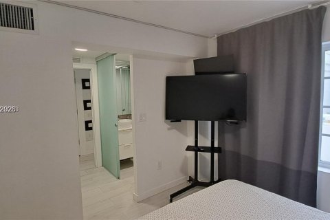 Copropriété à louer à Miami Beach, Floride: 3 chambres, 119.29 m2 № 2074446 - photo 26