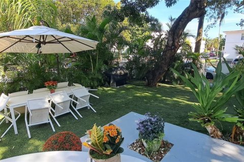 Copropriété à louer à Miami Beach, Floride: 3 chambres, 119.29 m2 № 2074446 - photo 6
