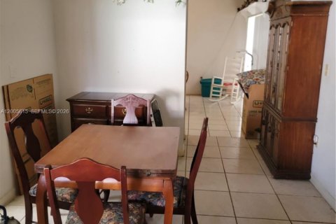 Casa en venta en Miami, Florida, 3 dormitorios, 136.47 m2 № 2245148 - foto 5
