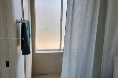 Casa en venta en Miami, Florida, 3 dormitorios, 136.47 m2 № 2245148 - foto 11