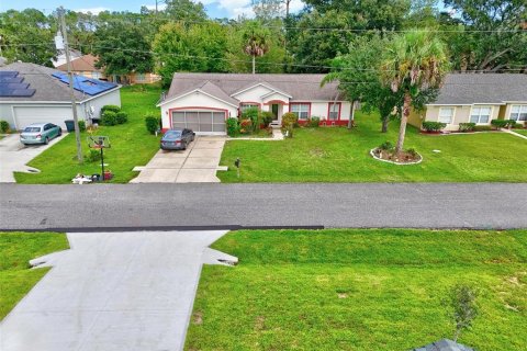 House in Palm Coast, Florida 4 bedrooms, 140.19 sq.m. № 1767464 - photo 17