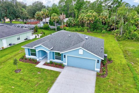 House in Palm Coast, Florida 4 bedrooms, 140.19 sq.m. № 1767464 - photo 9