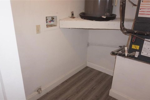 Casa en alquiler en Clearwater, Florida, 2 dormitorios, 92.9 m2 № 1717084 - foto 8