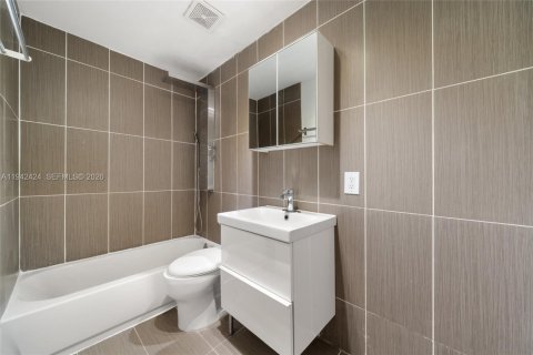 Appartement à louer à Miami, Floride: 2 chambres, 92.9 m2 № 2000071 - photo 5