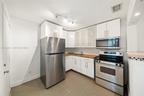 Appartement à Miami, Floride 2 chambres, 92.9 m2 № 2000071