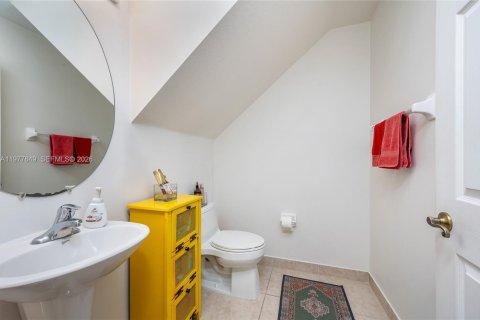 Villa ou maison à vendre à Miramar, Floride: 4 chambres, 195.19 m2 № 2078955 - photo 15