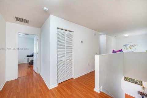 Villa ou maison à vendre à Miramar, Floride: 4 chambres, 195.19 m2 № 2078955 - photo 14