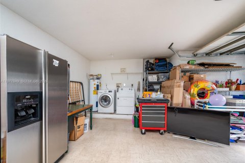 Villa ou maison à vendre à Miramar, Floride: 4 chambres, 195.19 m2 № 2078955 - photo 23