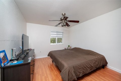Villa ou maison à vendre à Miramar, Floride: 4 chambres, 195.19 m2 № 2078955 - photo 20