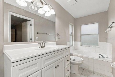 Villa ou maison à louer à Riverview, Floride: 4 chambres, 163.97 m2 № 2391106 - photo 10