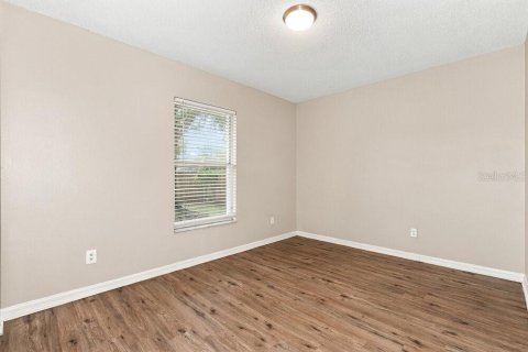 Villa ou maison à louer à Riverview, Floride: 4 chambres, 163.97 m2 № 2391106 - photo 13