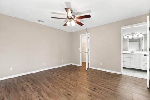 Villa ou maison à louer à Riverview, Floride: 4 chambres, 163.97 m2 № 2391106 - photo 8