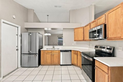 Villa ou maison à louer à Riverview, Floride: 4 chambres, 163.97 m2 № 2391106 - photo 6
