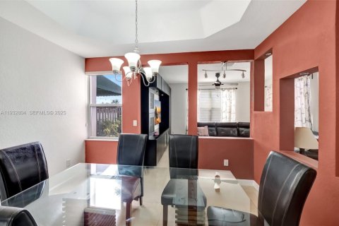 Touwnhouse à louer à Doral, Floride: 4 chambres, 195.56 m2 № 1991663 - photo 26