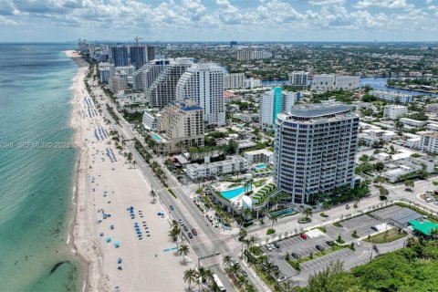 Снять в аренду кондоминиум в Форт-Лодердейл, Флорида 1 спальня, 46.45м2, № 2038434 - фото 8