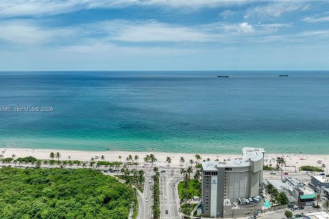 Снять в аренду кондоминиум в Форт-Лодердейл, Флорида 1 спальня, 46.45м2, № 2038434 - фото 10