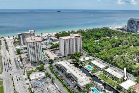 Снять в аренду кондоминиум в Форт-Лодердейл, Флорида 1 спальня, 46.45м2, № 2038434 - фото 9