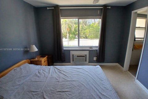 Снять в аренду кондоминиум в Форт-Лодердейл, Флорида 1 спальня, 46.45м2, № 2038434 - фото 3