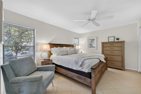 Condo in Sarasota, Florida, 1 bedroom  № 2221771 - photo 16