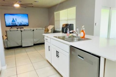 Villa ou maison à louer à Punta Gorda, Floride: 4 chambres, 194.17 m2 № 1869097 - photo 15
