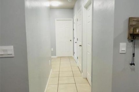 Villa ou maison à louer à Punta Gorda, Floride: 4 chambres, 194.17 m2 № 1869097 - photo 4