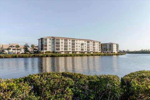 Condominio en venta en Port Richey, Florida, 2 dormitorios, 129.97 m2 № 2208776 - foto 22