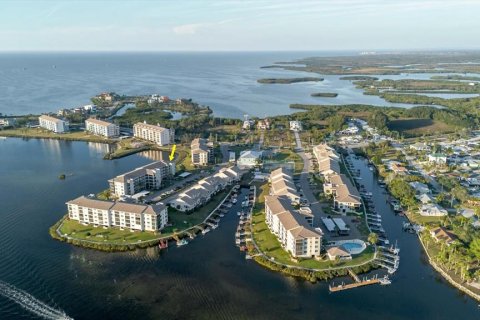 Condominio en venta en Port Richey, Florida, 2 dormitorios, 129.97 m2 № 2208776 - foto 17