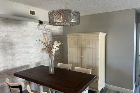 Condominio en venta en Port Richey, Florida, 2 dormitorios, 129.97 m2 № 2208776 - foto 8