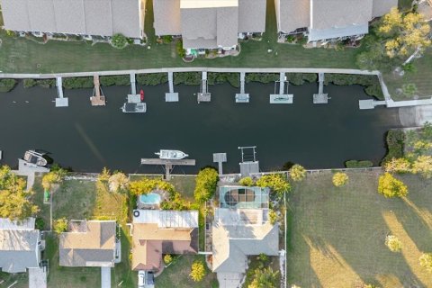 Condominio en venta en Port Richey, Florida, 2 dormitorios, 129.97 m2 № 2208776 - foto 18