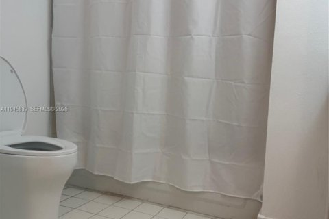 Купить кондоминиум в Авентура, Флорида 2 спальни, 109.62м2, № 2002417 - фото 18