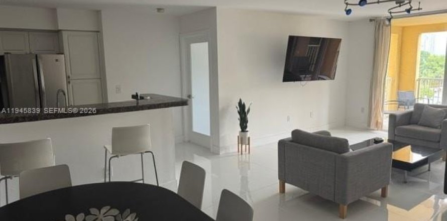 Кондоминиум с 2 спальнями в Авентура, Флорида № 2002417