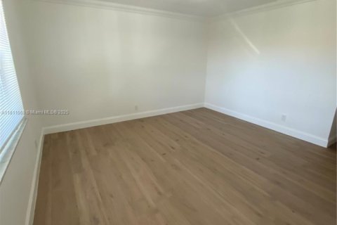 Condo in Pompano Beach, Florida, 2 bedrooms  № 1756821 - photo 15