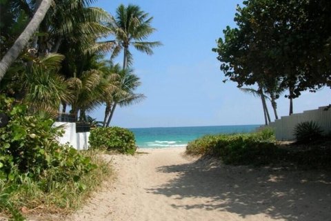 Condominio en venta en Fort Lauderdale, Florida, 2 dormitorios, 123.37 m2 № 2189348 - foto 21