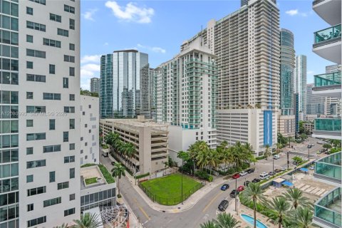 Condominio en venta en Miami, Florida, 1 dormitorio, 83.15 m2 № 2183936 - foto 18
