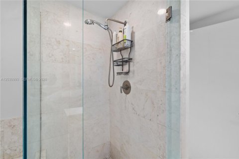 Condominio en venta en Miami, Florida, 1 dormitorio, 83.15 m2 № 2183936 - foto 29