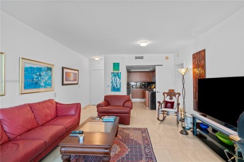 Condominio en venta en Miami, Florida, 1 dormitorio, 83.15 m2 № 2183936 - foto 9