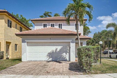House in Homestead, Florida 5 bedrooms, 202.53 sq.m. № 1661547 - photo 1