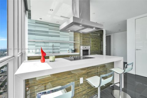 Снять в аренду кондоминиум в Майами, Флорида 3 спальни, 195.65м2, № 2067276 - фото 10