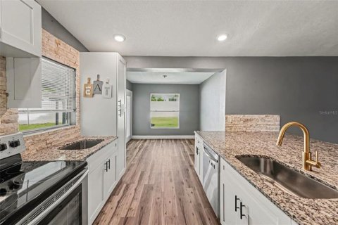 Villa ou maison à vendre à Belleair, Floride: 4 chambres, 158.96 m2 № 2199863 - photo 10