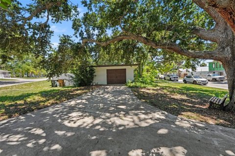 Villa ou maison à vendre à Belleair, Floride: 4 chambres, 158.96 m2 № 2199863 - photo 4