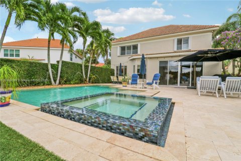 House in Palm Beach Gardens, Florida 4 bedrooms, 272.02 sq.m. № 1938586 - photo 3