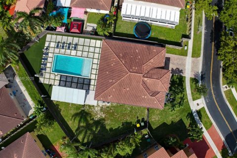 Casa en venta en Homestead, Florida, 5 dormitorios, 182.74 m2 № 1937139 - foto 12