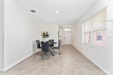 House in Poinciana, Florida 3 bedrooms, 139.73 sq.m. № 1838880 - photo 16