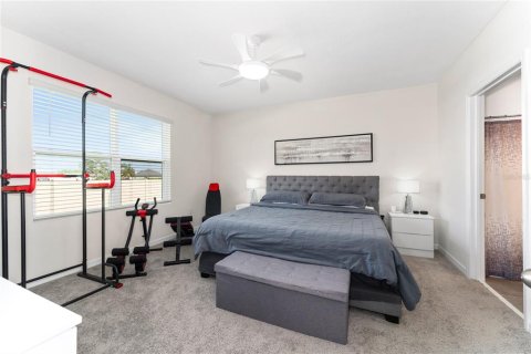 House in Poinciana, Florida 3 bedrooms, 139.73 sq.m. № 1838880 - photo 22