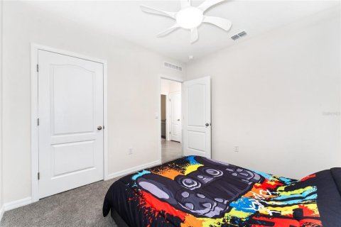 House in Poinciana, Florida 3 bedrooms, 139.73 sq.m. № 1838880 - photo 30