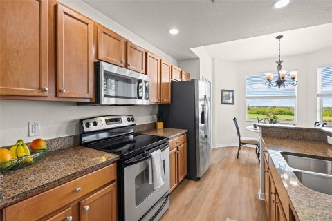 Condo in Bradenton, Florida, 2 bedrooms  № 2202428 - photo 23